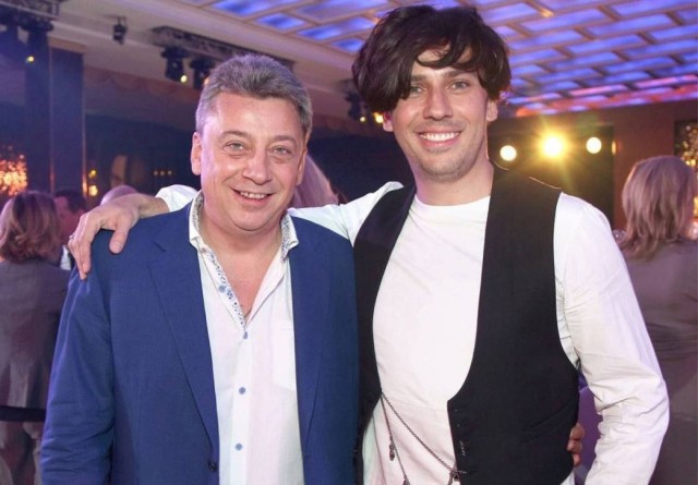 Силовики пришли с обысками к брату Галкина