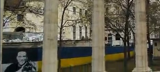Тем временем в центре Вены