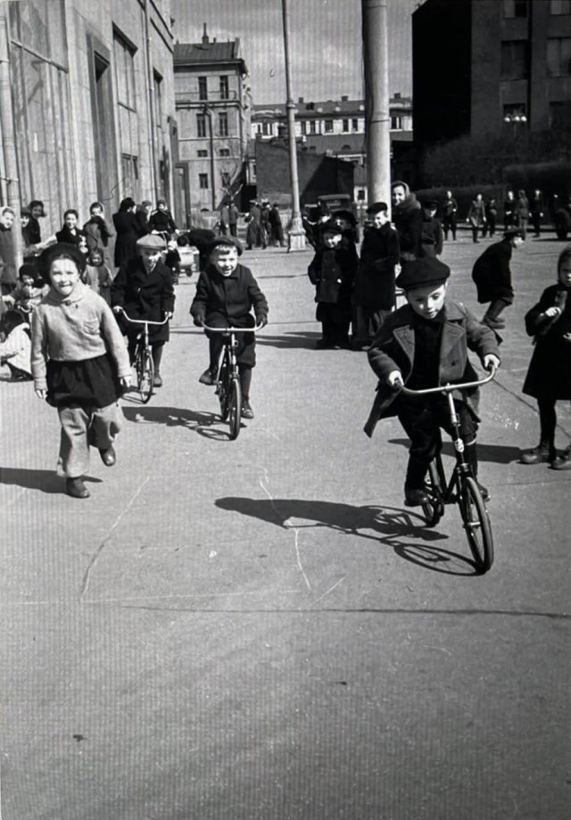 Москва и москвичи. Двадцатый век. 28.03.25