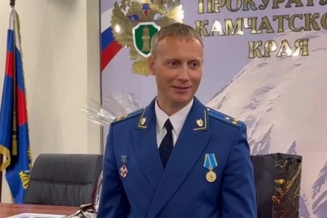 Мэр Петропавловска-Камчатского ушёл в отставку после проблемной зимы