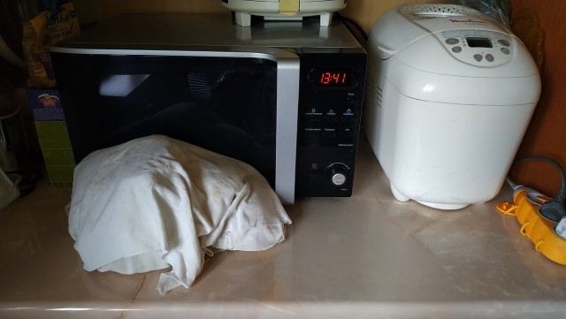 Холодает, пора нагуливать жирок. Солю сало