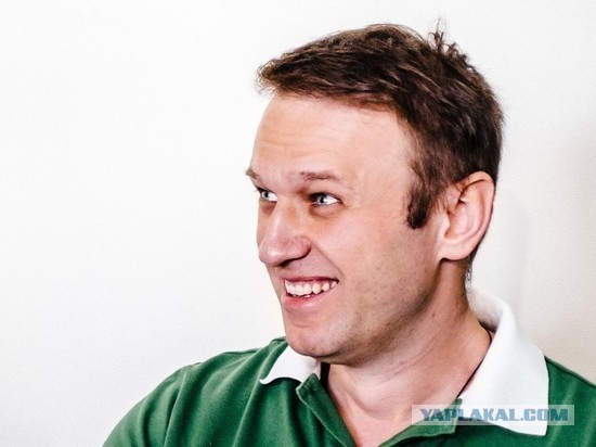 Шредер подаёт в суд из-за Навального, назвавшего его "мальчиком на побегушках у Путина"