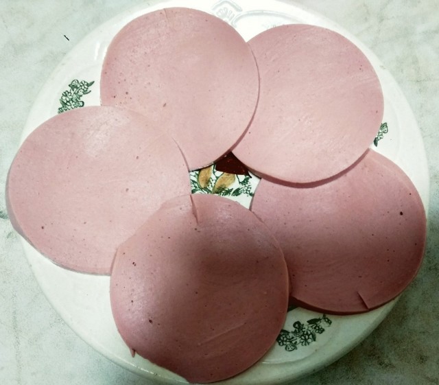 Распаковка колбасы из Светофора