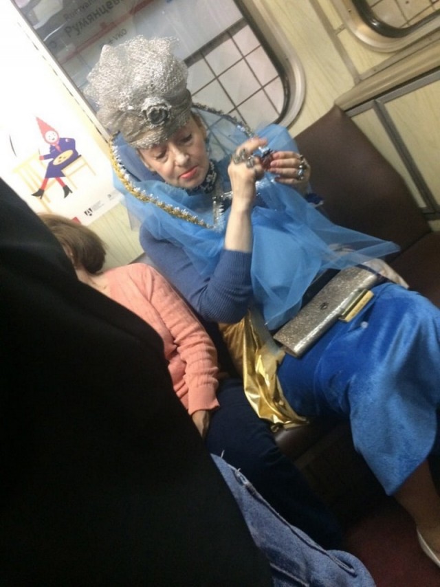 Модники из нашего метро на этот вторник