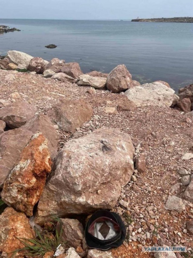 Российское минобороны: крейсер «Москва» затонул при буксировке — из-за повреждений корпуса в условиях шторма