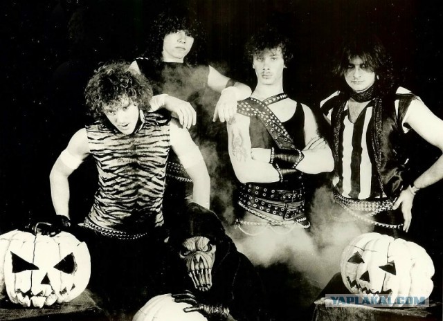 Музыка и музыканты: Helloween-новый альбом "Giants And Monsters"