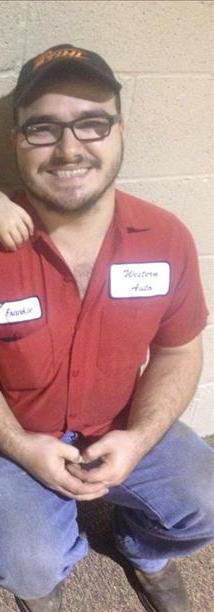 Девочка в костюме отца