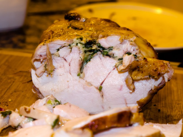 Куриная тушка (рулет) лишенная скелета (poulet désossé)  