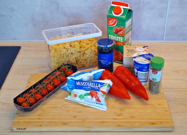 Макаронная запеканка с тунцом и моцареллой