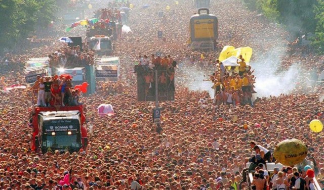 Loveparade: история легендарного берлинского фестиваля