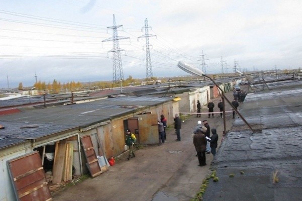 Демонтаж гаражей перешел в мародерство