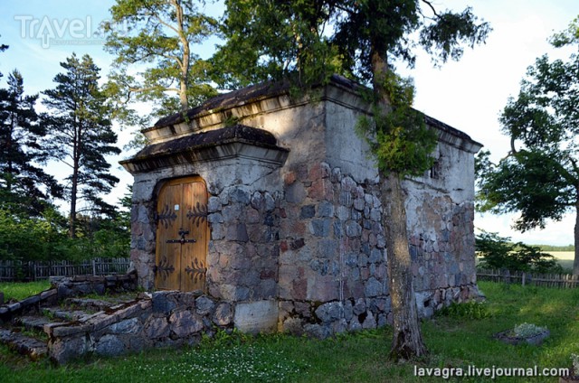 Мистическая Польша - гробницы, гробы с мертвецами
