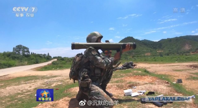 Китайский пехотный реактивный огнемет PF-97 после выстрела
