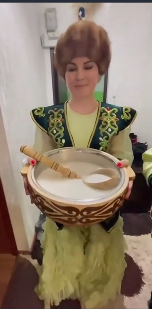 Многонациональная вечеринка