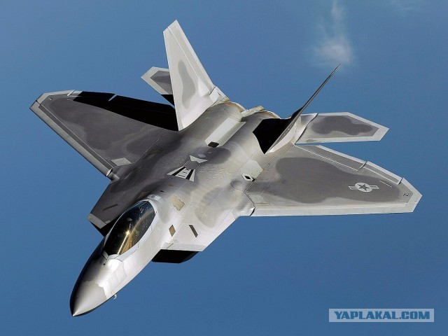 Впервые официально показали внутренние отсеки самолёта СУ-57