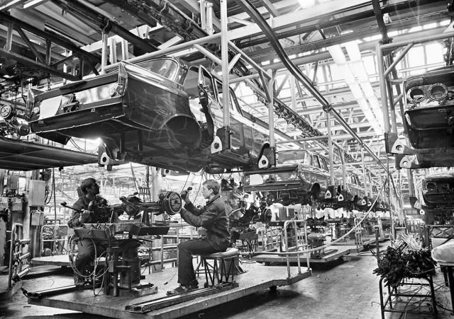 Принципиальная разница между технологией сборки автомобилей Opel Kadett и "Москвич"