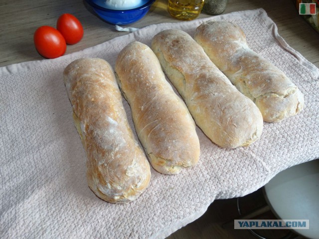 Оригинальная чиабатта, и закуска