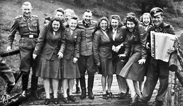 Они думали что офицер шутит. 18 +