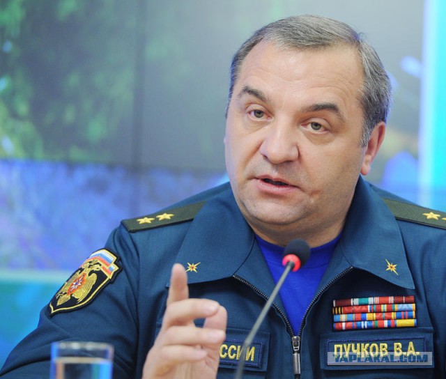 Волосатым здесь не место: глава Сибирского центра МЧС раскритиковал облик новых подчиненных