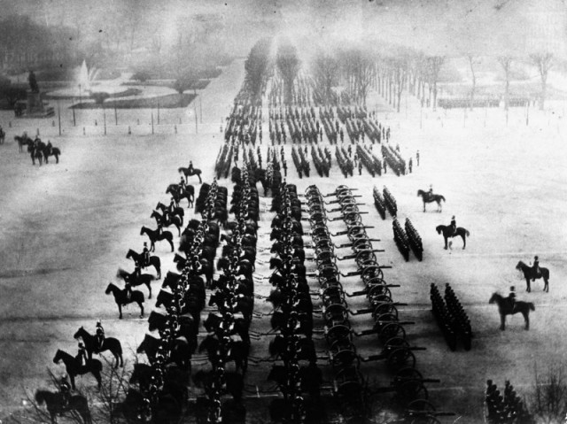 История в фотографиях
