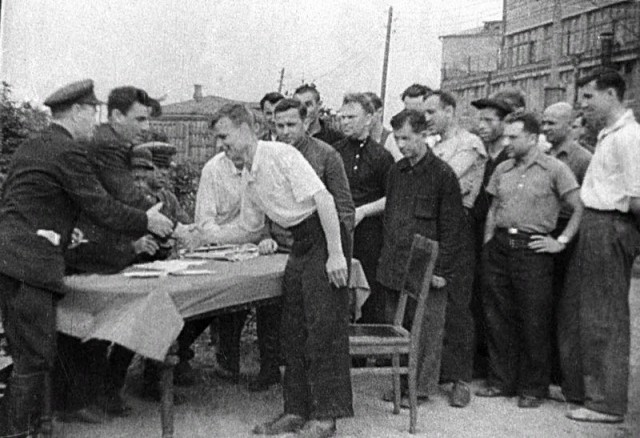 В Ереване начались массовые протесты