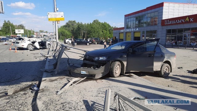 Момент смертельного ДТП в Новосибирске попал на видео