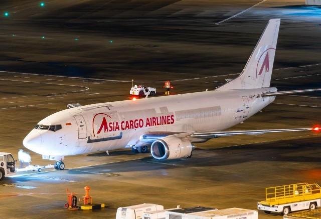 Посадка Boeing 737–300 в Paro Airport, Бутан