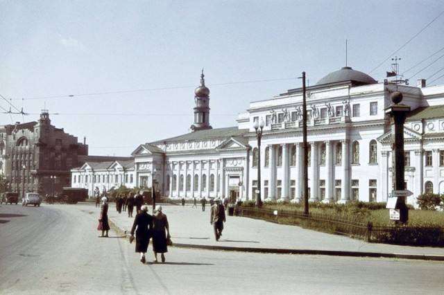 1942 год в 60 фотографиях