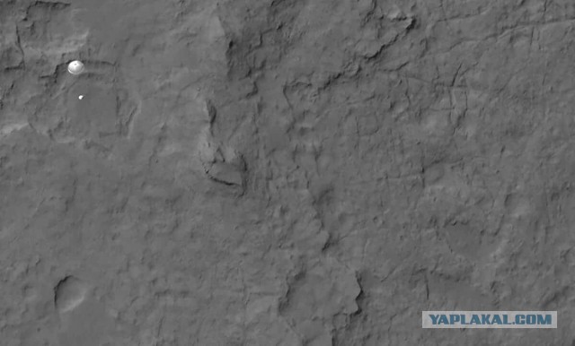 Тринадцать лет на Марсе: NASA представило подборку самых знаковых снимков марсохода Curiosity