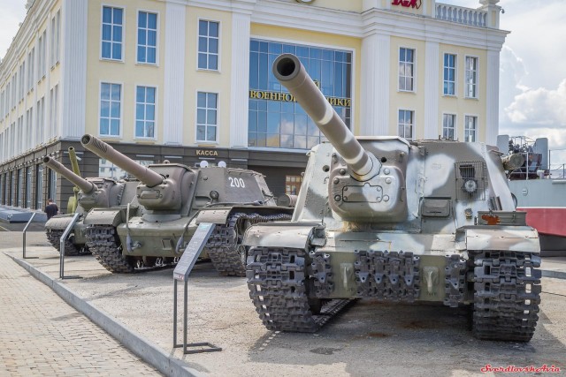 Крупнейший технический музей России в провинциальном городке. Часть 3. Военная техника