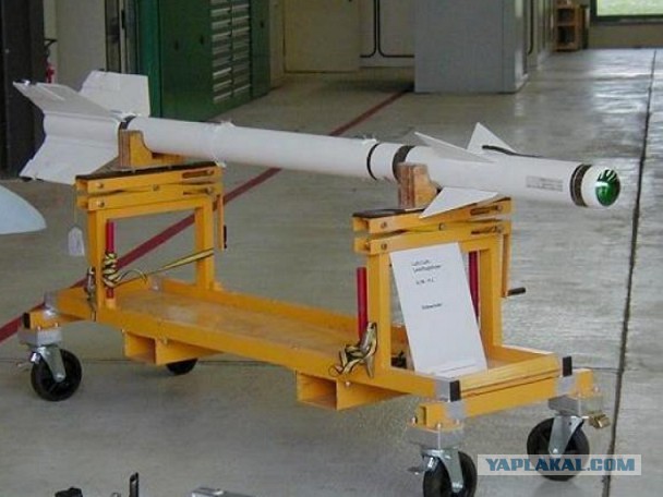 AIM-9 "Sidewinder":