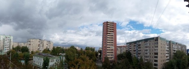 Мне нравится смотреть на город из моего окна,