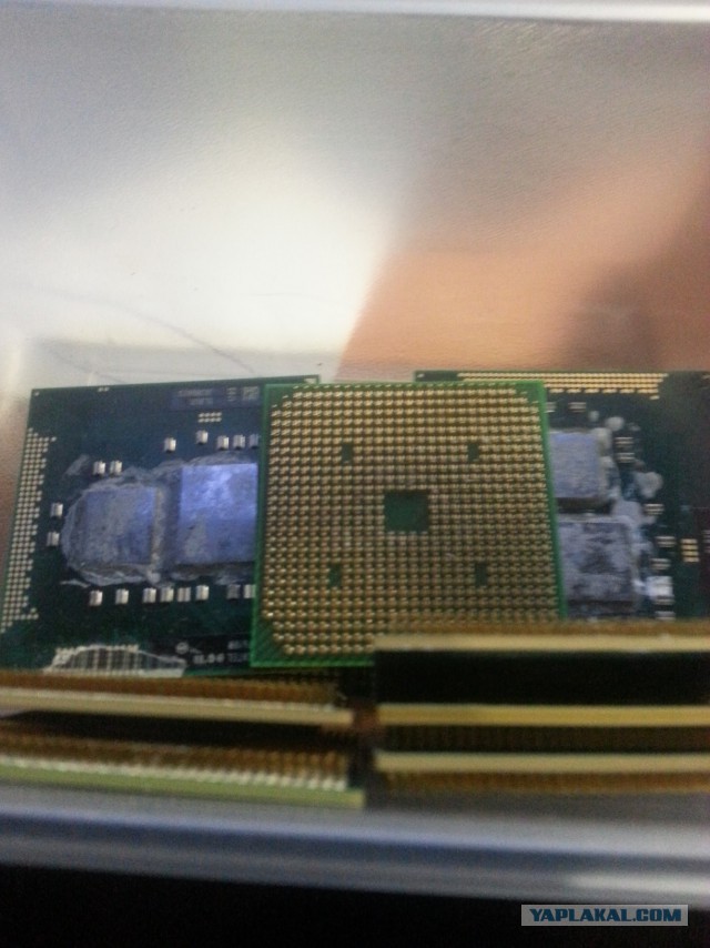 Самопальный NAS 58 TB. 2 года, полет нормальный.