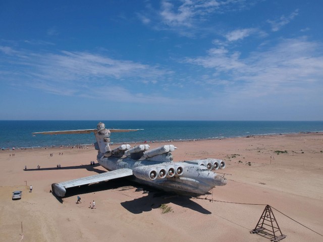 Распаковывают Бе-12