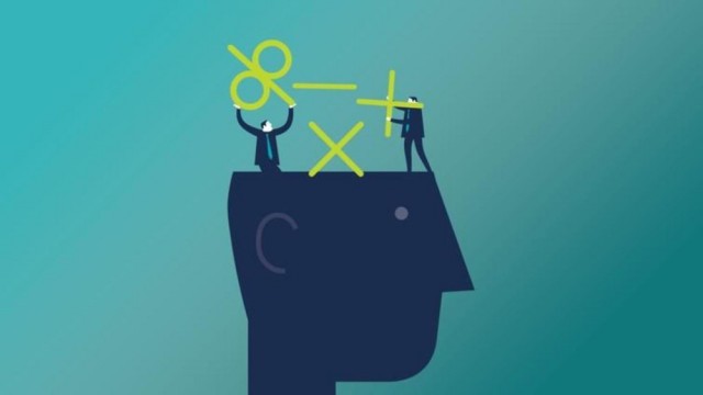 Почему неизвестное в математике принято обозначать буквой Х?