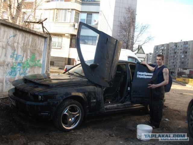 А "Монарх"-то голый! Пафосный российский электрокар не смог приехать даже на свою презентацию