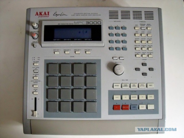 Как махом обанкротили японскую фирму Akai
