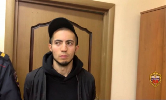Задержание троих мужчин, которые избили пассажира в московском метро