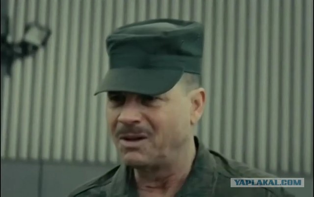 Вот кто-то с горочки спустился