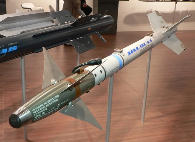 Как американская ракета, застрявшая в китайском МиГе, стала советской Р-3С