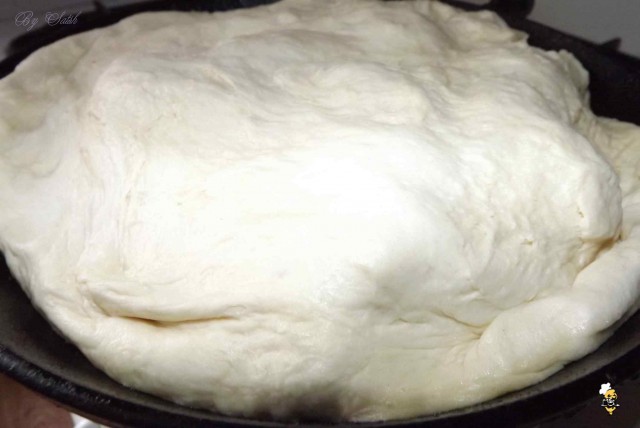 Пирог  яблочный с коньячной карамелью