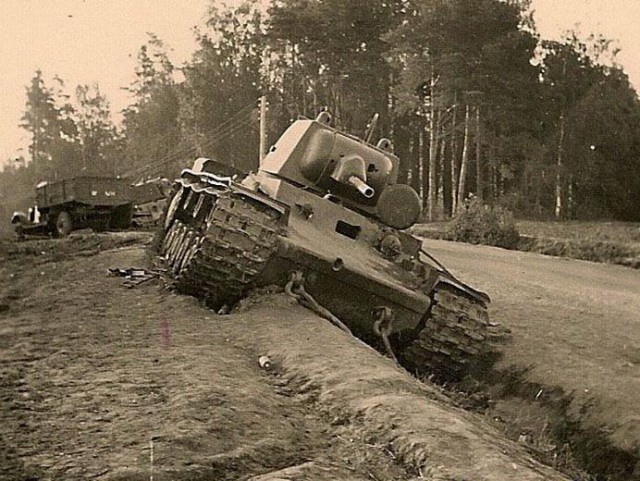 Последний бой двух КВ-1 второго июля 1941 в Латвии