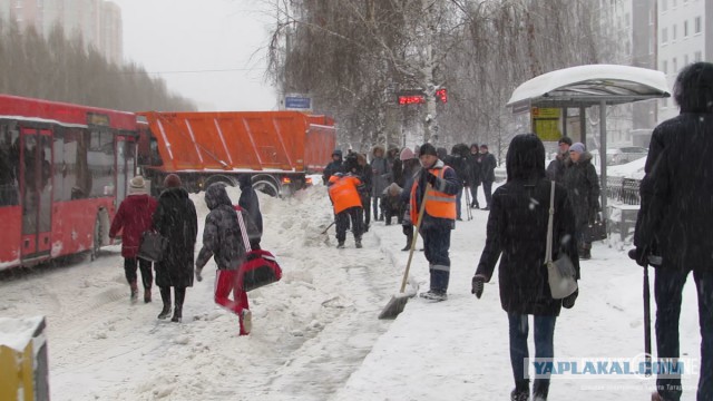 Достали своей Москвой, у нас в России нет городов больше?