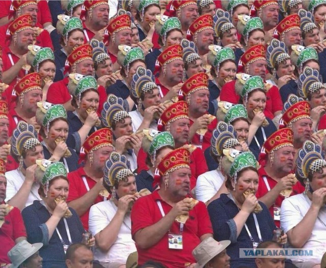 Нога Бога!