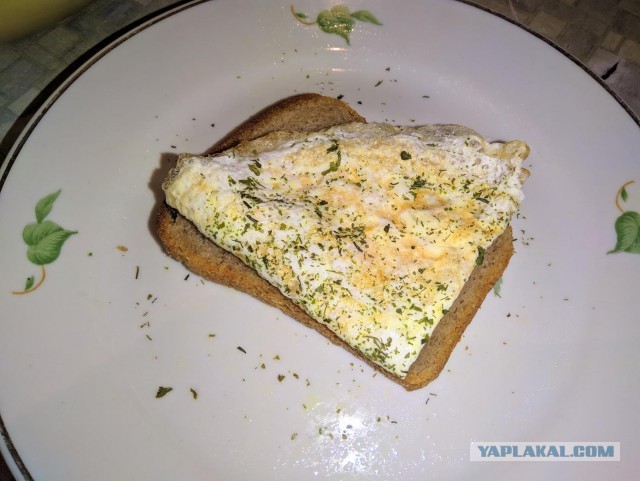 Ночной дожор, макарошки с сосиской!
