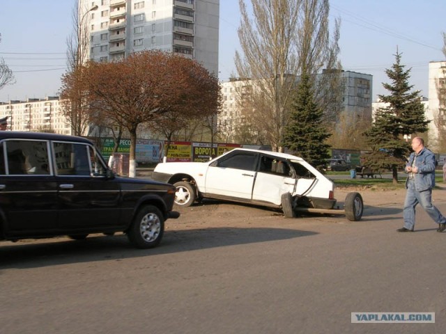 Снёс людей на пешеходном переходе