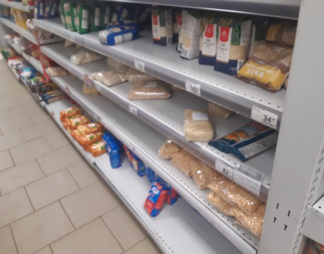 Сахарный песок в Ярославле стал дефицитом