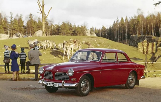 Полвека универсалу Volvo 1800 ES