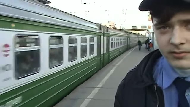 Этот парень так хорош, что я долго не мог понять, что остальные не участвуют...