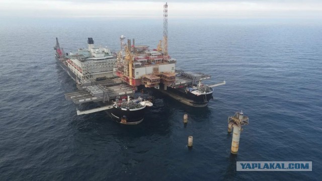 Pioneering Spirit:  демонтаж нефтебуровых платформ
